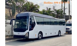 XE KHACH 47 GHE NGOI HYUNDAI 425..